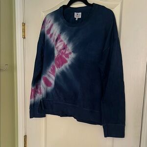Sundry Blue and Pink Sweatshirt Classic Crew Neck